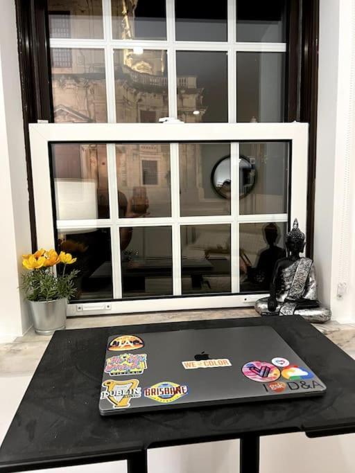 Luxury Artistic Digital Nomad Getaway W/ Terrace Daire Lisboa Dış mekan fotoğraf