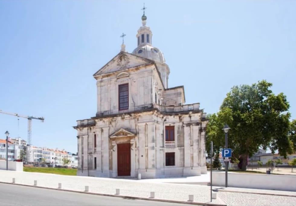 Luxury Artistic Digital Nomad Getaway W/ Terrace Daire Lisboa Dış mekan fotoğraf