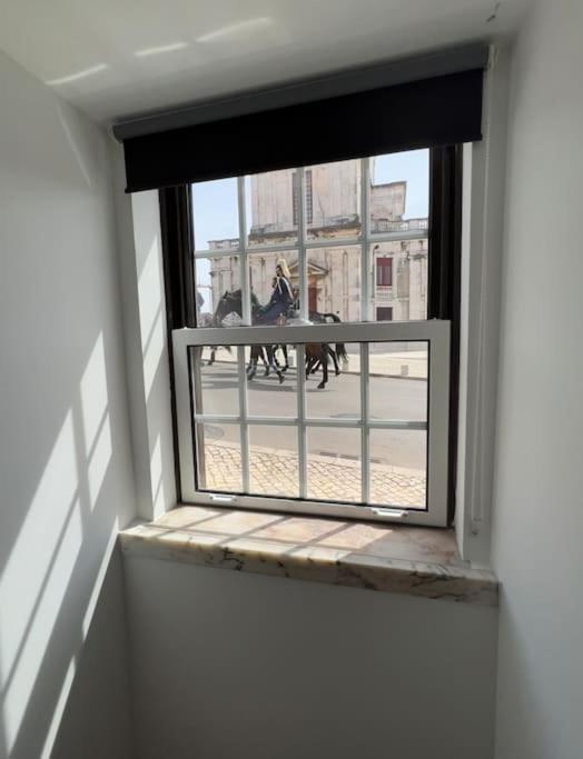 Luxury Artistic Digital Nomad Getaway W/ Terrace Daire Lisboa Dış mekan fotoğraf