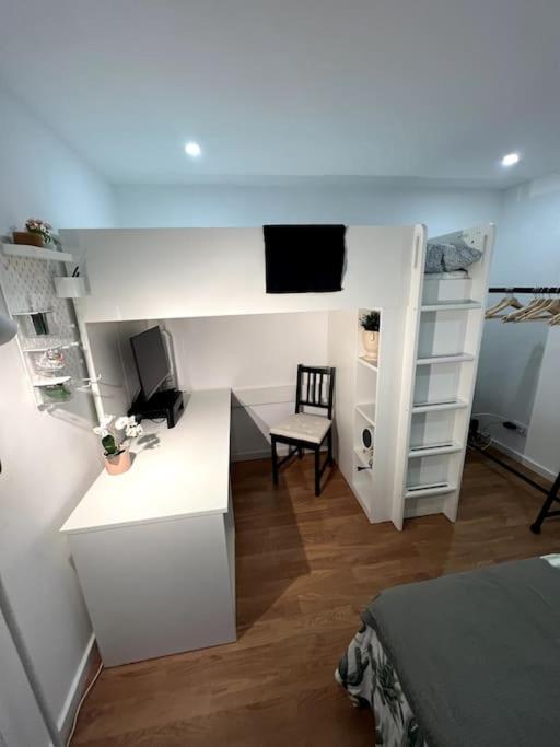 Luxury Artistic Digital Nomad Getaway W/ Terrace Daire Lisboa Dış mekan fotoğraf
